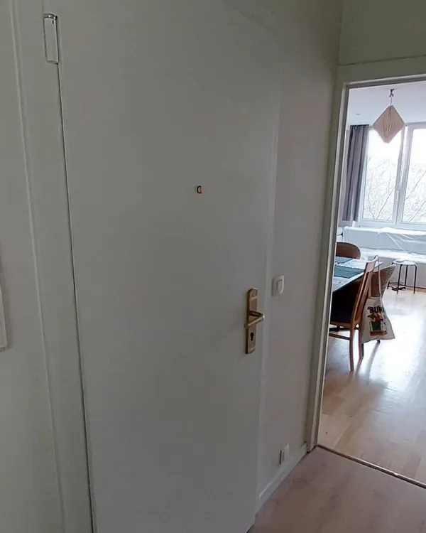 Porte blindée d'appartement G-Block série E certifiée WK 4 vue depuis l'intérieur